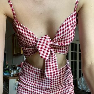 Reformation gingham plaid red set! Adjustable tie top